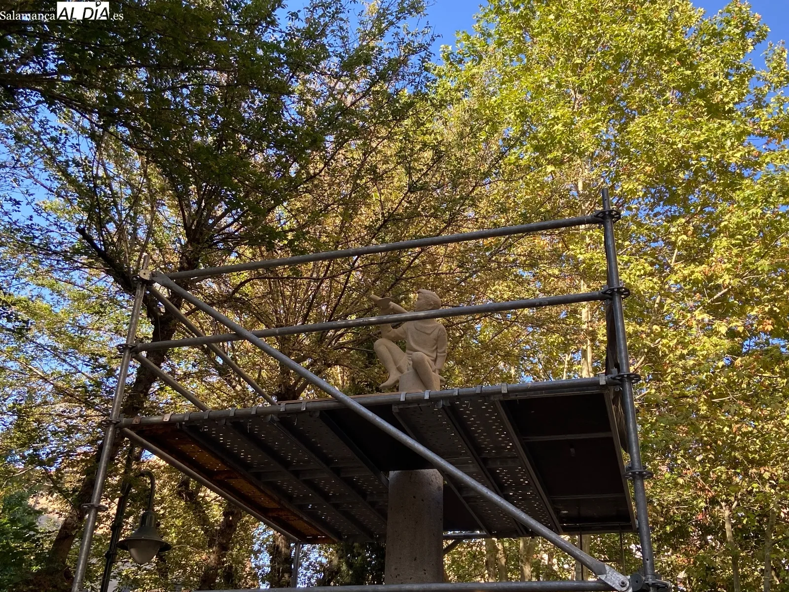'Diario de un restaurador' : Así es la 'cirugía' artística a la que están sometiendo seis obras en Salamanca y que el artista charro narra en redes sociales 