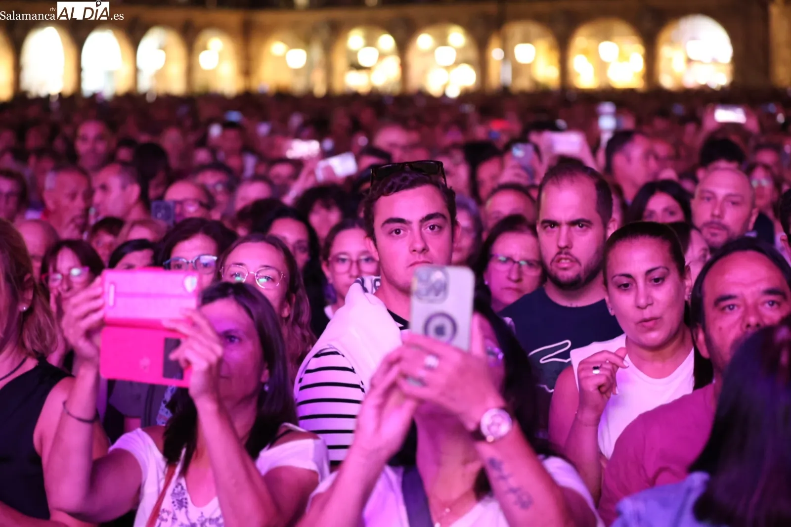 Concierto de José Mercé en la Plaza Mayor | Fotos: David Sañudo