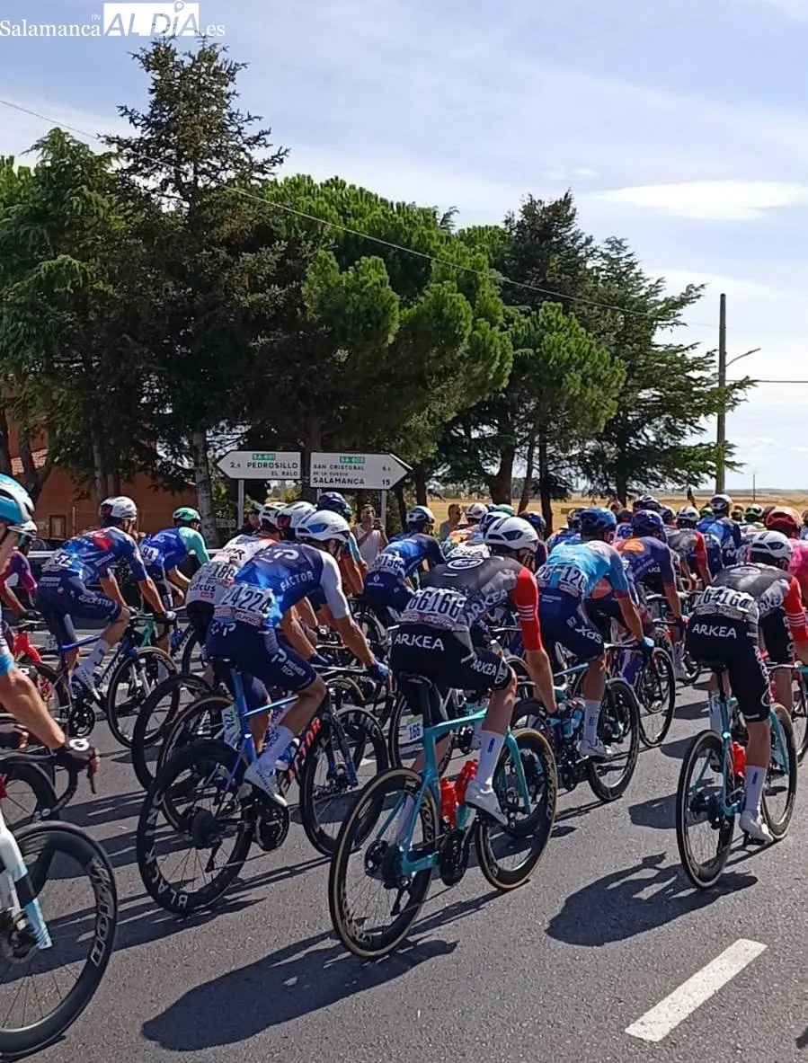 Paso de la Vuelta Ciclista a España por La Vellés