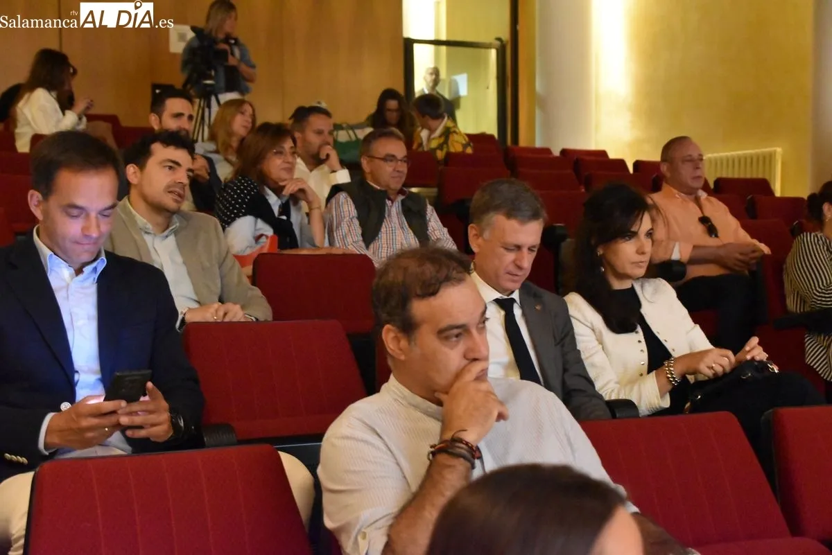 Presentación en la Cámara de Comercio del VIII Congreso de Quesería La Antigua. Foto de Miguel A. González