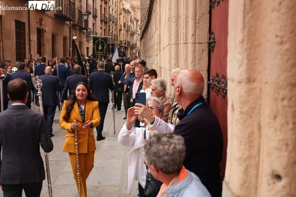 Procesión extraordinaria de Nuestra Señora de la Esperanza por las calles de Salamanca. Foto: David Sañudo