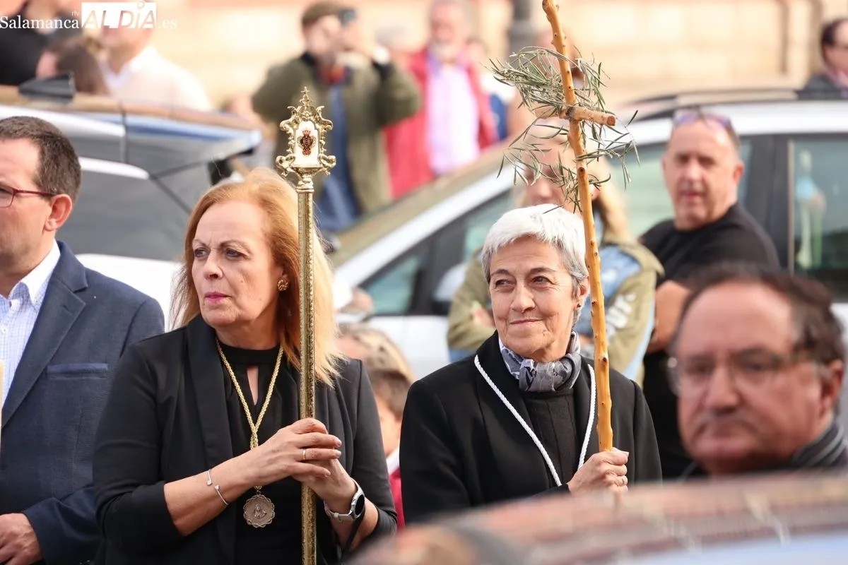 Procesión de la Virgen de la Merced por calles de los barrios de Salesas y Labradores. Foto: David Sañudo