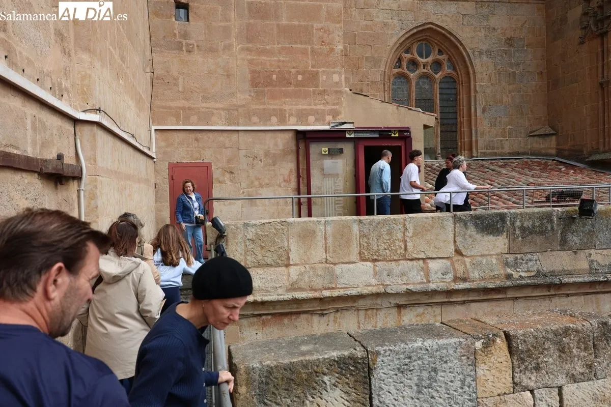 Respuesta multitudinaria a la jornada de puertas abiertas en 20 museos y monumentos de Salamanca. Foto de David Sañudo
