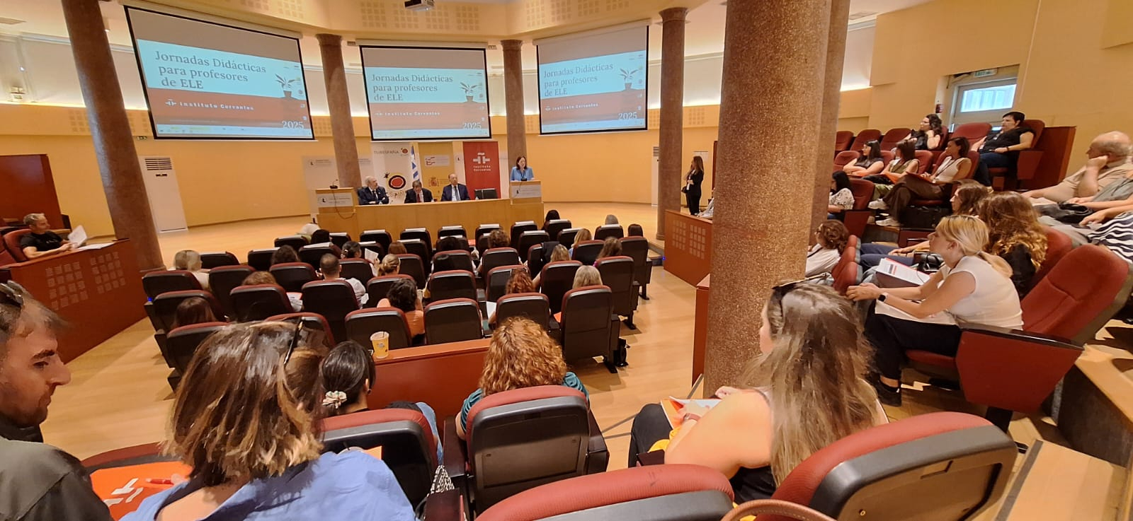 Salamanca se promociona en Grecia como capital del español