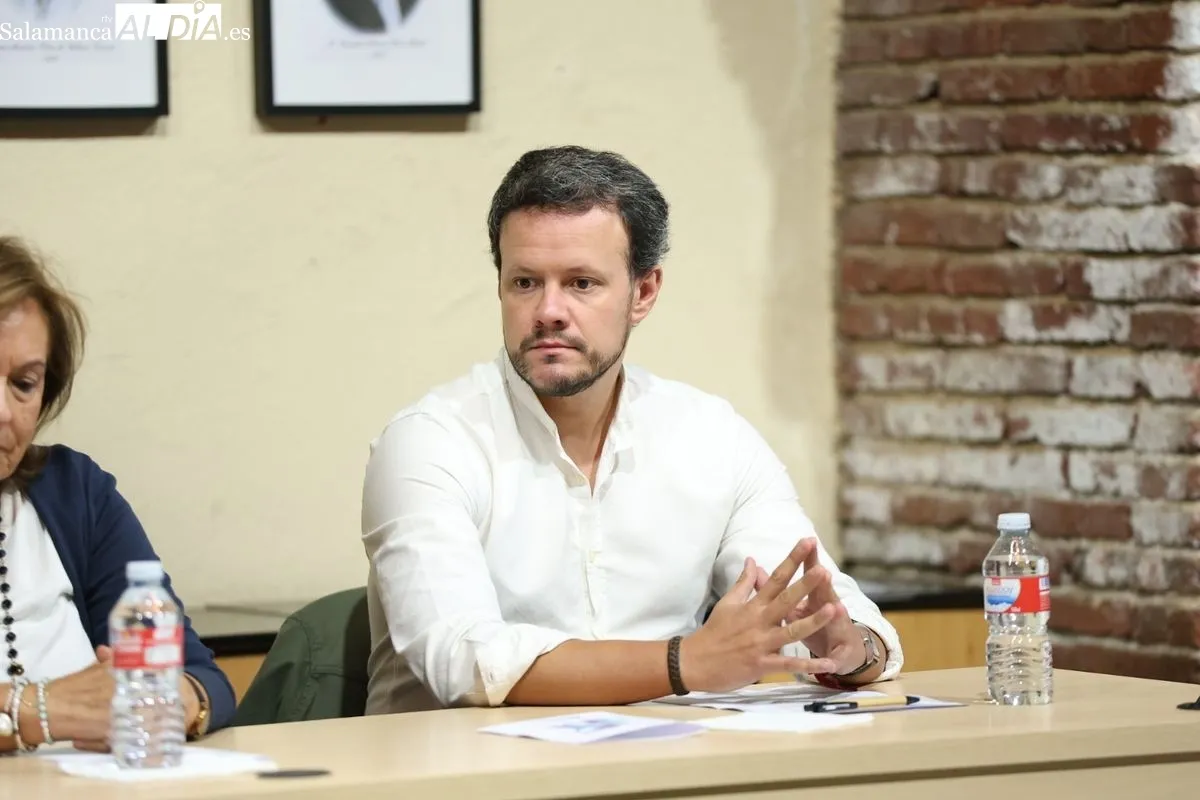 Charla debate en la Semana Cultural de la Asociación de Jubilados de la Fábrica de Mirat