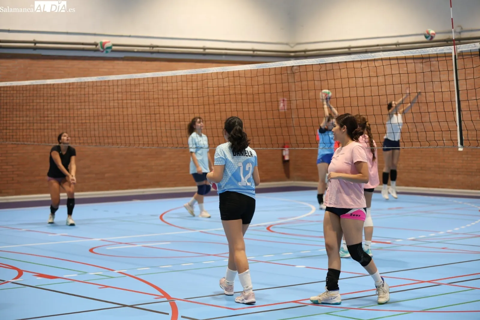 Comienzan los entrenamientos del Voleibol Salamanca | Fotos: David Sañudo