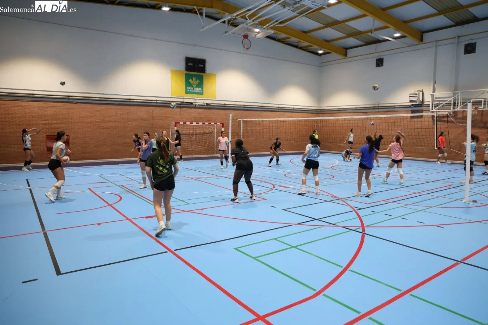 Comienzan los entrenamientos del Voleibol Salamanca | Fotos: David Sañudo