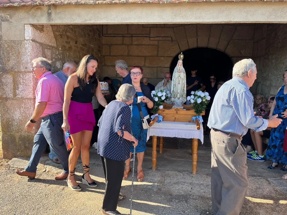 La cena del viernes reunió a 80 comensales y la rosca alcanzó los 70 euros 