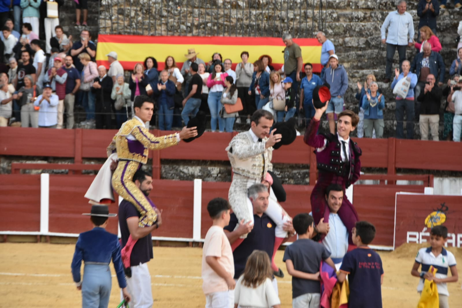 Castaño, Diosleguarde y Julio Norte triunfan en Béjar