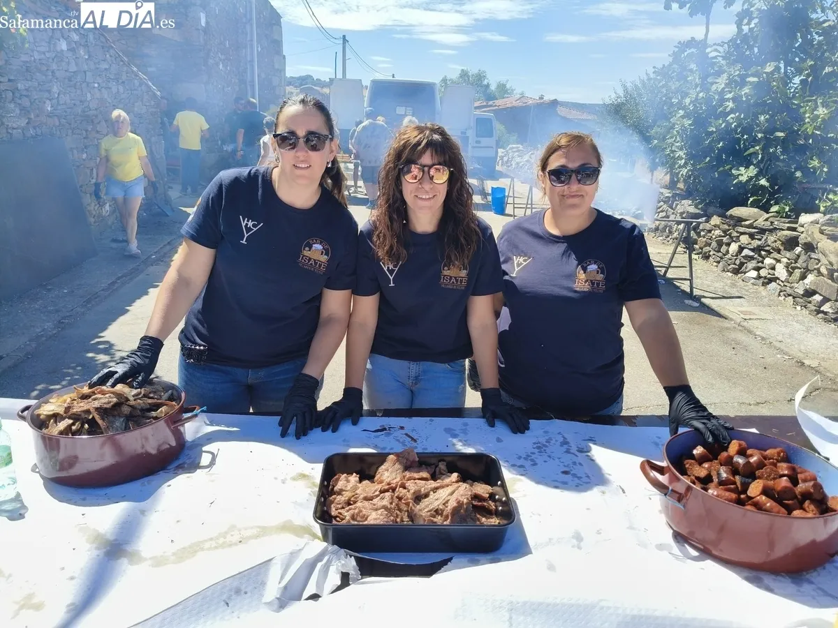 Rica parrillada en Villares de Yeltes para despedir las fiestas / FOTOS: LA MERCERÍA DE YOLY - VITIGUDINO