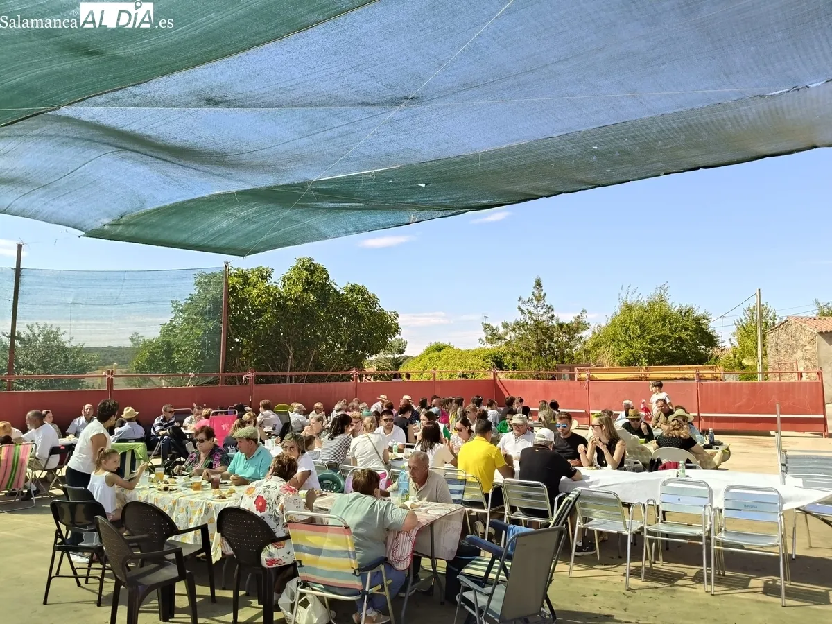 Rica parrillada en Villares de Yeltes para despedir las fiestas / FOTOS: LA MERCERÍA DE YOLY - VITIGUDINO