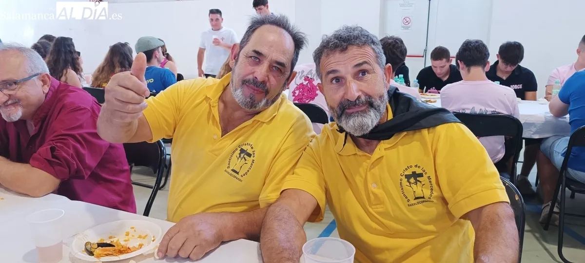 En Barruecopardo cogen fuerzas con una gran paella 