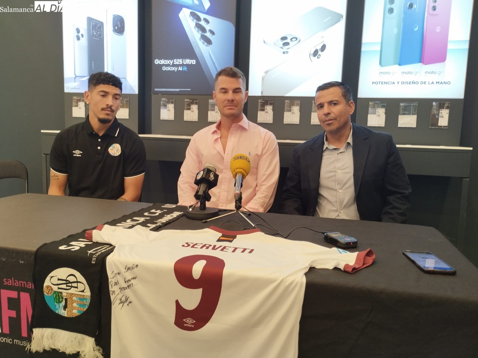 Jorge García confirma tres bajas para el Fabril - Salamanca UDS y Dueñas sigue haciéndose el loco con el Helmántico