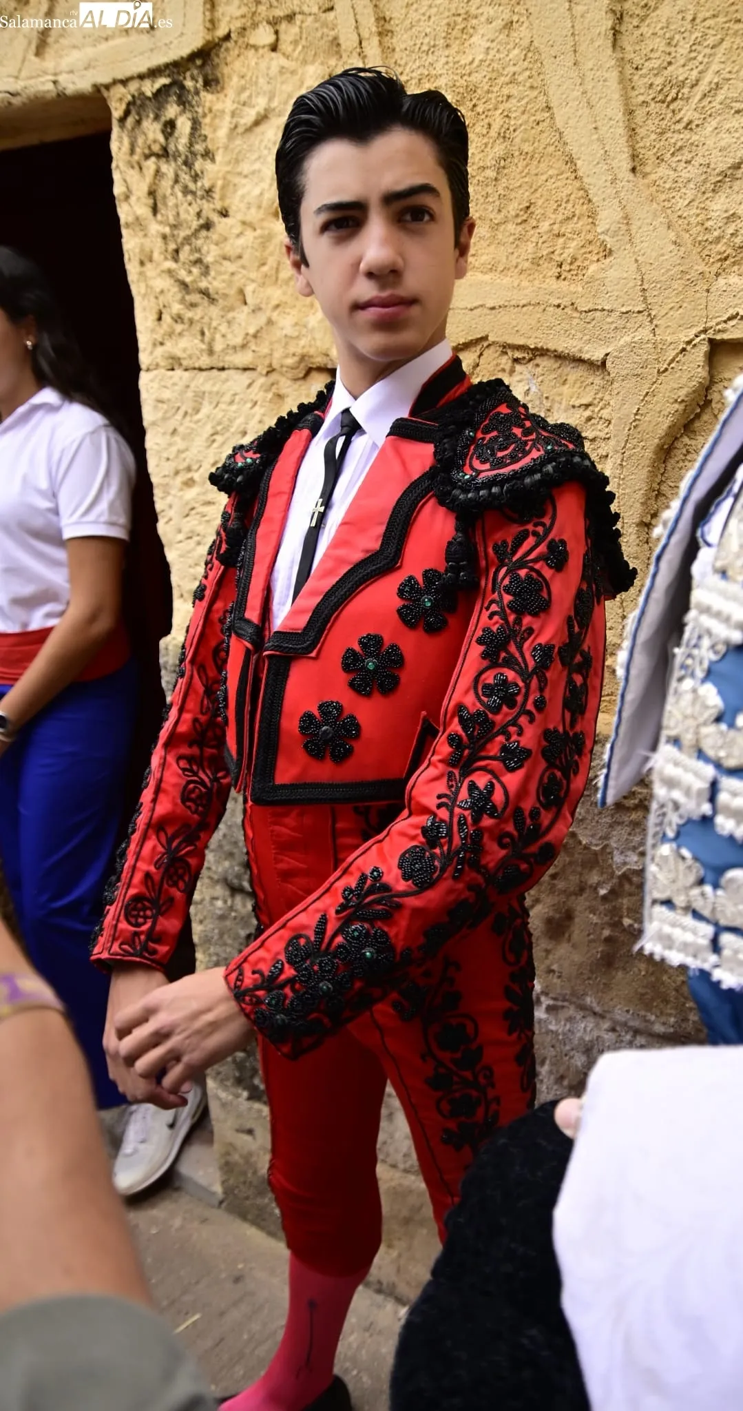 Marco Pérez luce un traje de Julio Robles en Salamanca