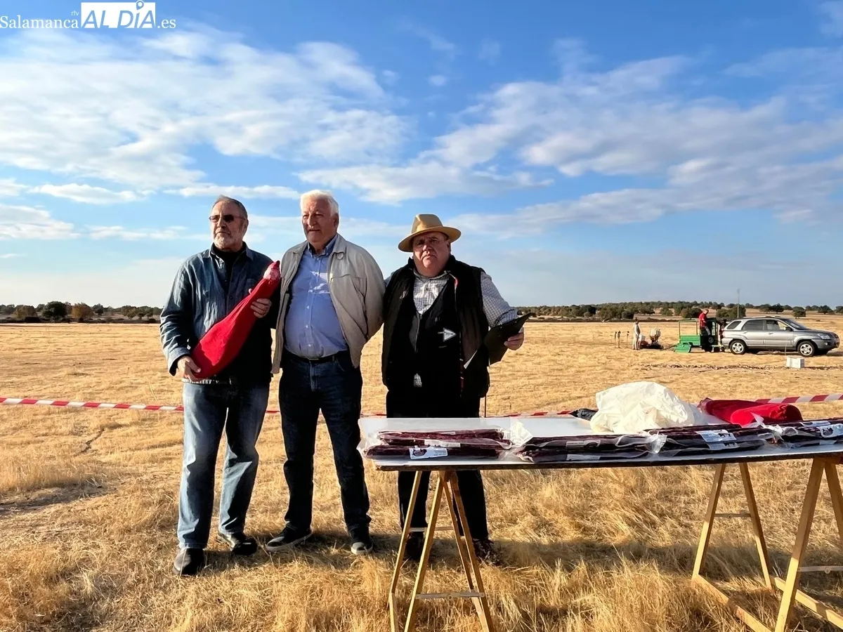Buen ambiente en la tirada al plato de Villar de Peralonso 
