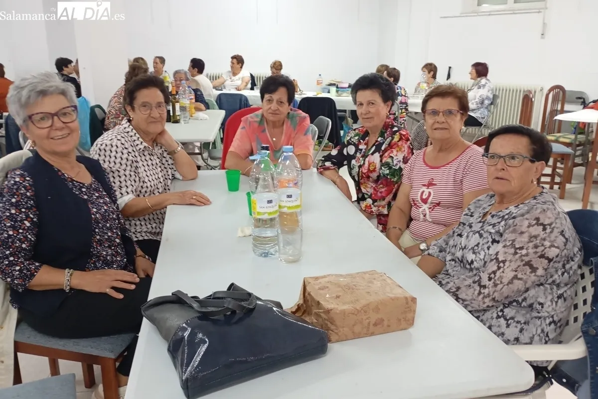 La Asociación de Mujeres de Lumbrales comienza el nuevo curso de actividades con la convivencia anual 
