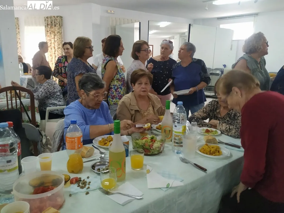 La Asociación de Mujeres de Lumbrales comienza el nuevo curso de actividades con la convivencia anual 