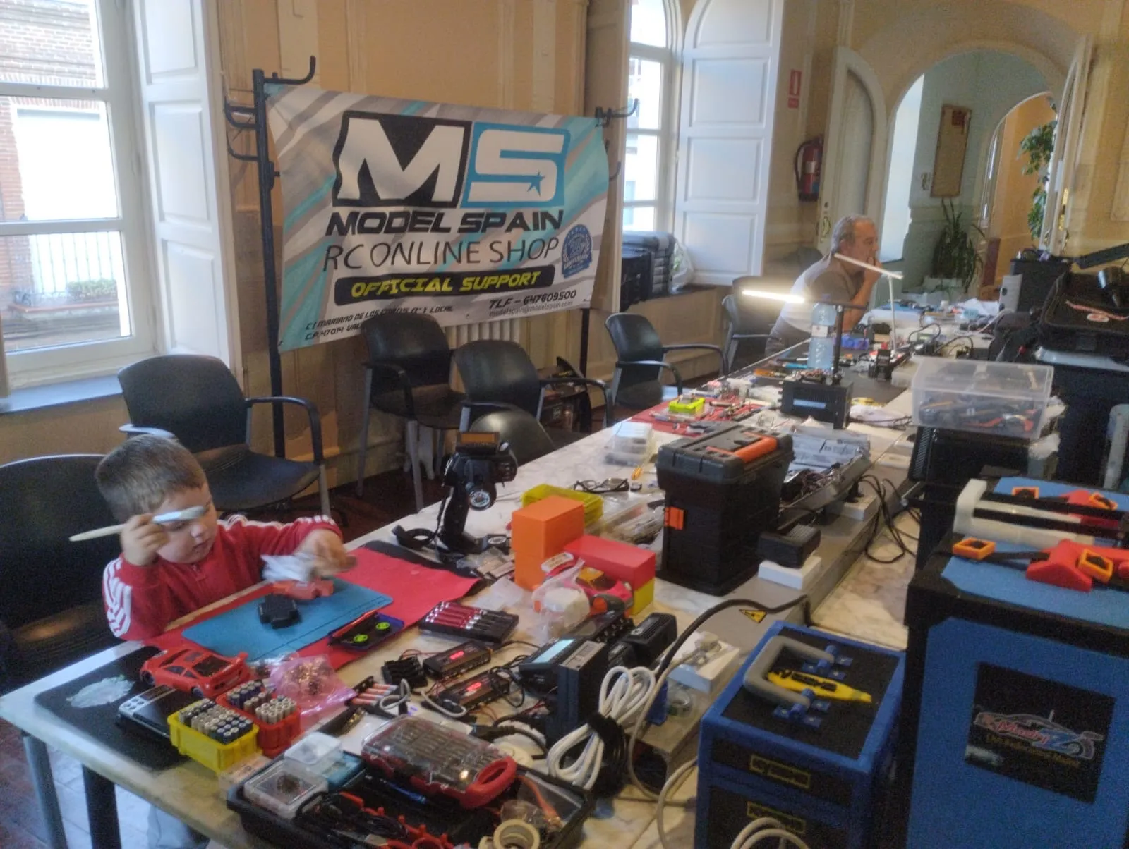 Foto 8 - Una veintena de pilotos participa en el Campeonato Nacional Interclubes Mini Z