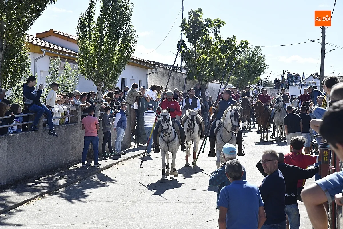 Encierro a caballo en Espeja fiestas de San Lino/ Fotos: Adrián M.Pastor