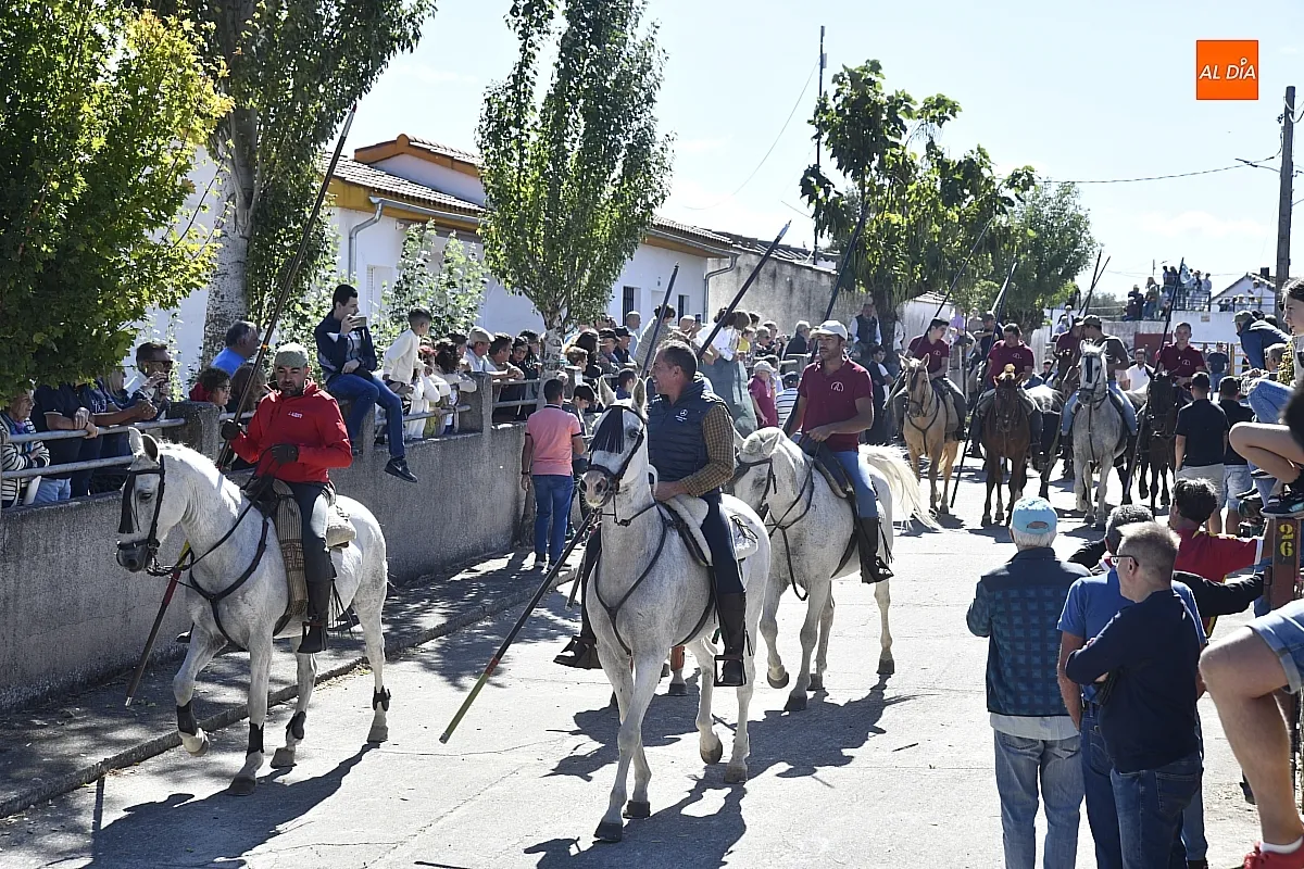 Encierro a caballo en Espeja fiestas de San Lino/ Fotos: Adrián M.Pastor