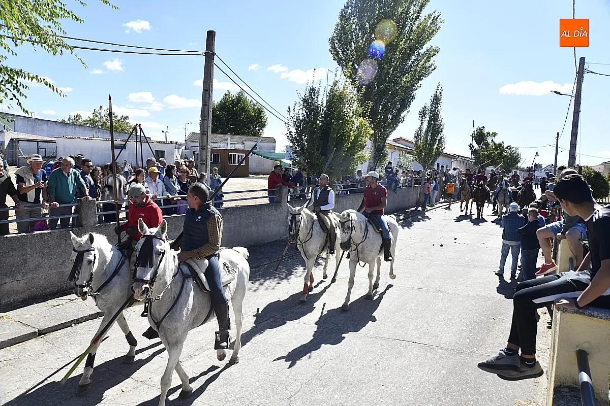 Encierro a caballo en Espeja fiestas de San Lino/ Fotos: Adrián M.Pastor