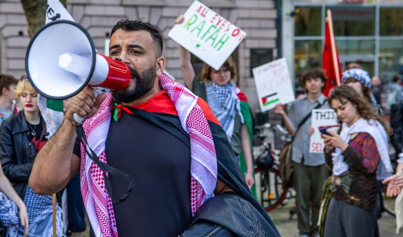 Expertos advierten: las protestas en la Vuelta son el preludio de un conflicto que llegará a Eurovisión