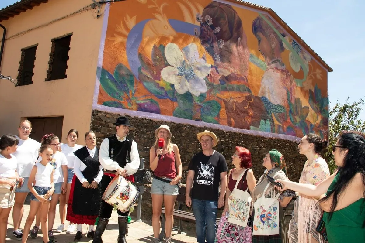 Foto 3 - Garcibuey vuelve a la &eacute;lite mundial del arte urbano: cuatro de sus murales compiten por ser el mejor del mundo (Fotos)