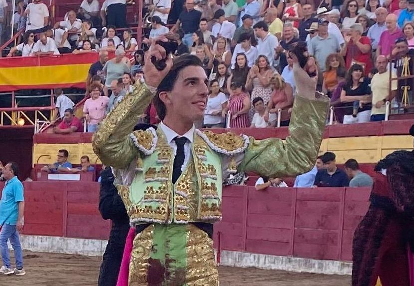 Triunfa Julio Norte en Cadalso de los Vidrios