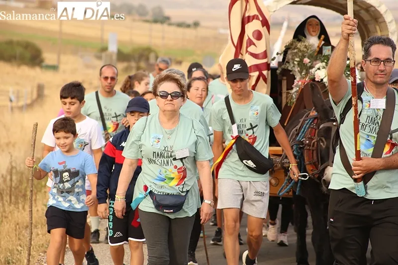 Foto 14 - Emoci&oacute;n y compromiso en la Cuesta Hijosa: la Marcha Teresiana 2025 alcanza su meta en Alba