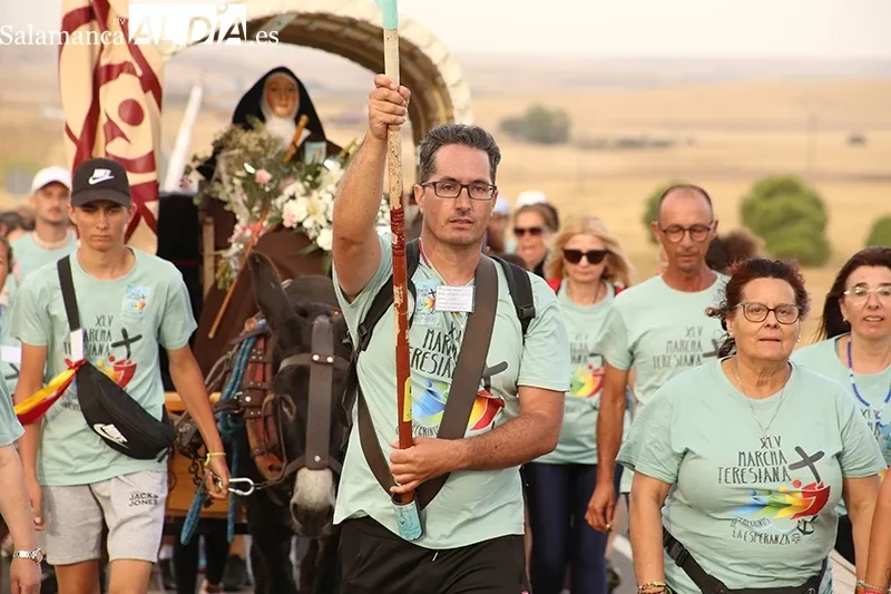 Foto 13 - Emoci&oacute;n y compromiso en la Cuesta Hijosa: la Marcha Teresiana 2025 alcanza su meta en Alba