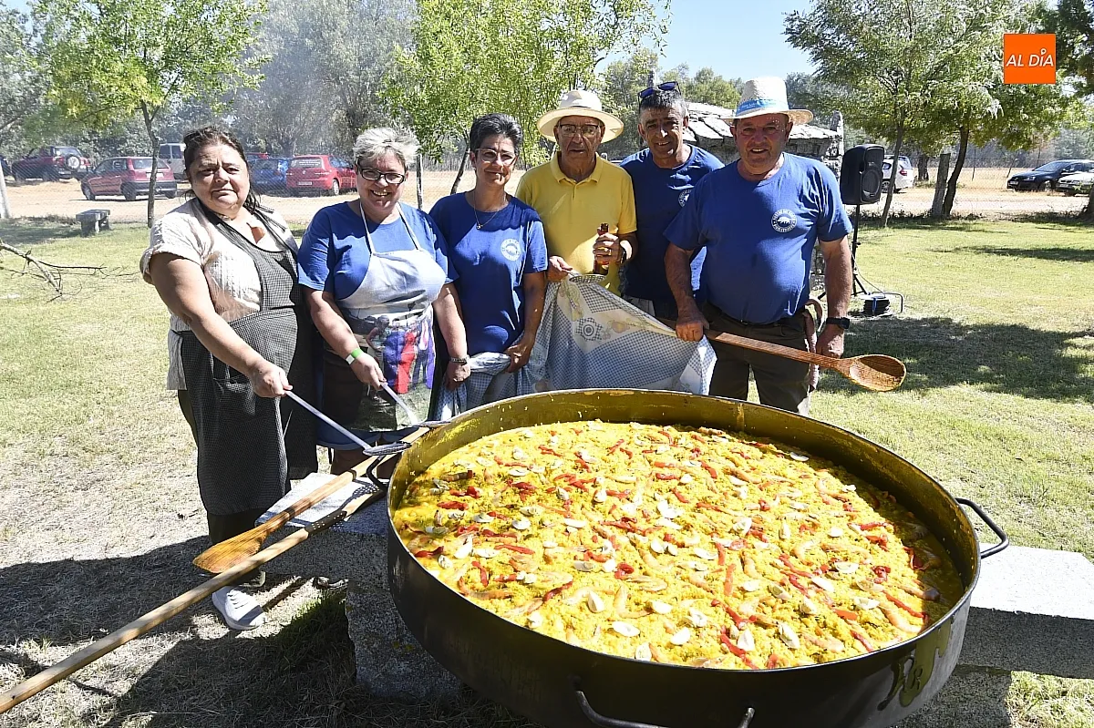 Paella popular en Diosleguarde/ Fotos: Adrián M.Pastor