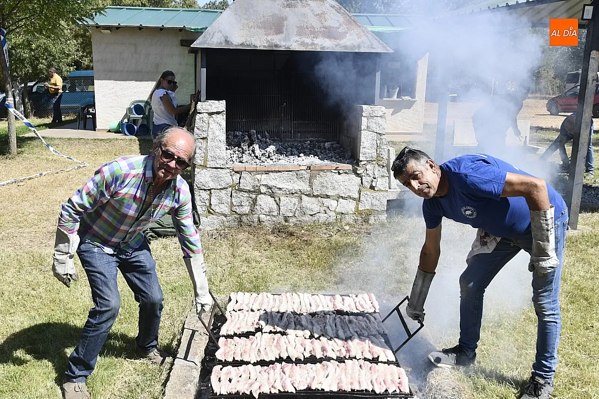 Paella popular en Diosleguarde/ Fotos: Adrián M.Pastor