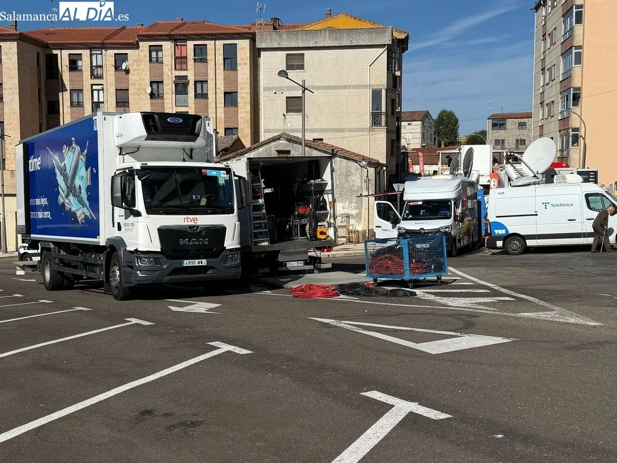 Preparativos en Guijuelo para la llegada de la Vuelta. Foto de Carlos Cuervo
