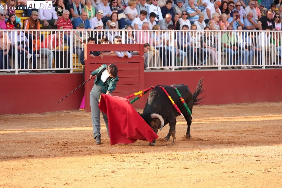 Jóvenes promesas del toreo se citan en una clase práctica de Salamaq | FOTOS: David Sañudo 