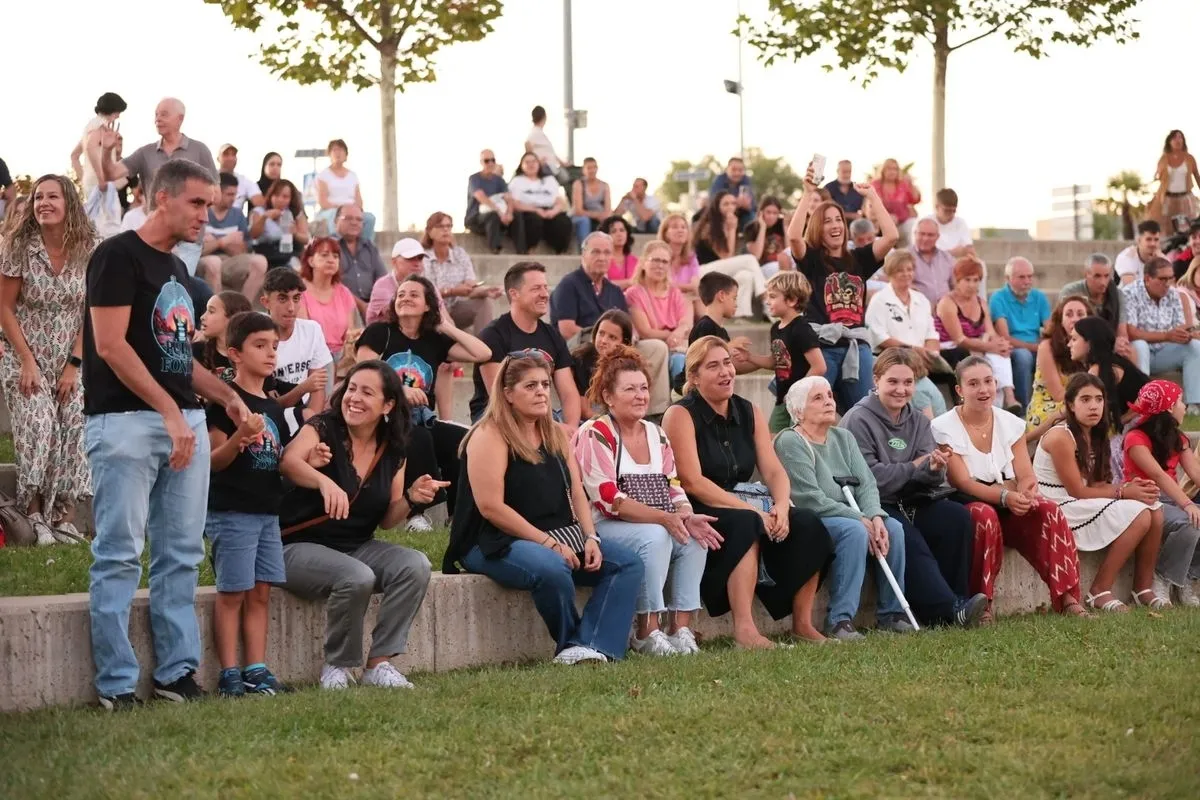 El rock salmantino de Ruido de fondo resuena en el Parque Elio Antonio Nebrija | FOTOS: David Sañudo 