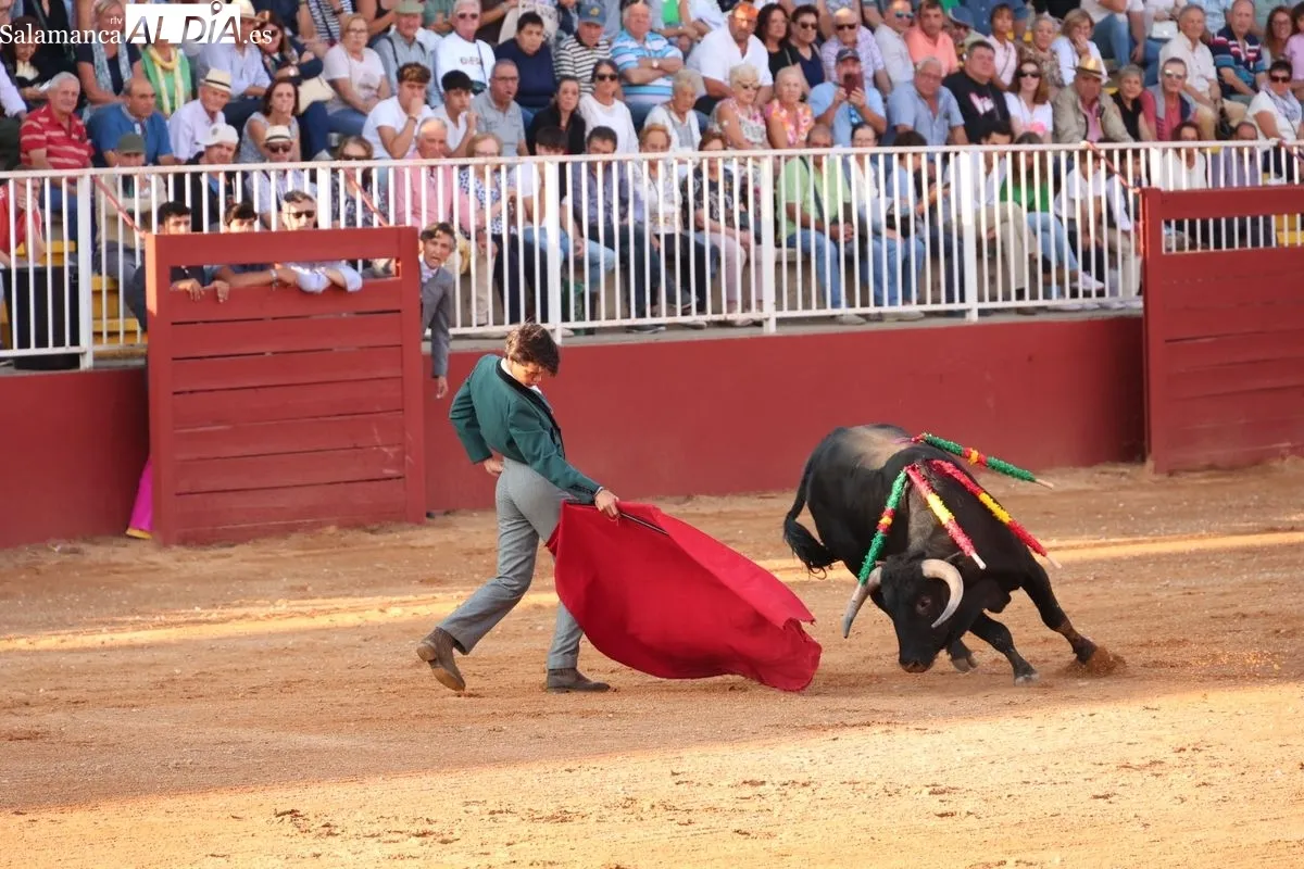 Jóvenes promesas del toreo se citan en una clase práctica de Salamaq | FOTOS: David Sañudo 