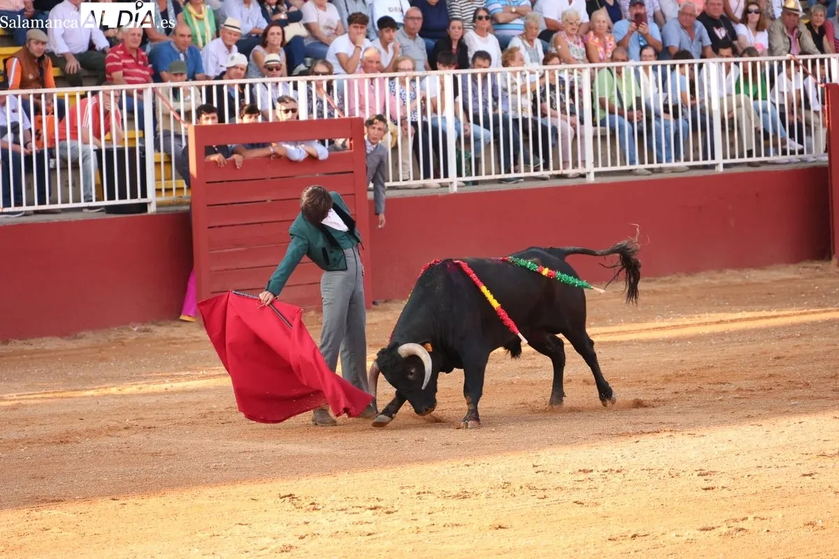 Jóvenes promesas del toreo se citan en una clase práctica de Salamaq | FOTOS: David Sañudo 