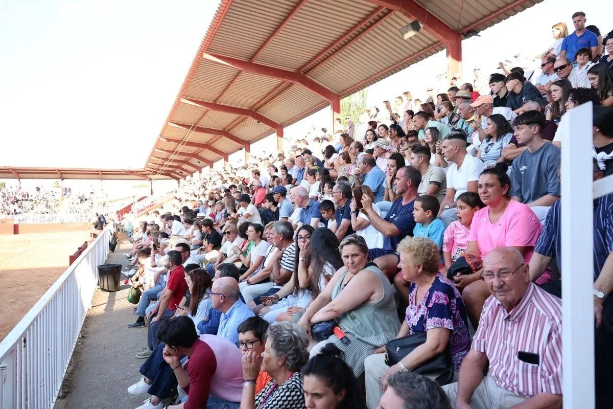 El futuro del toreo salmantino se examina ante seis novillos de Esteban Isidro en Salamaq | FOTOS: David Sañudo