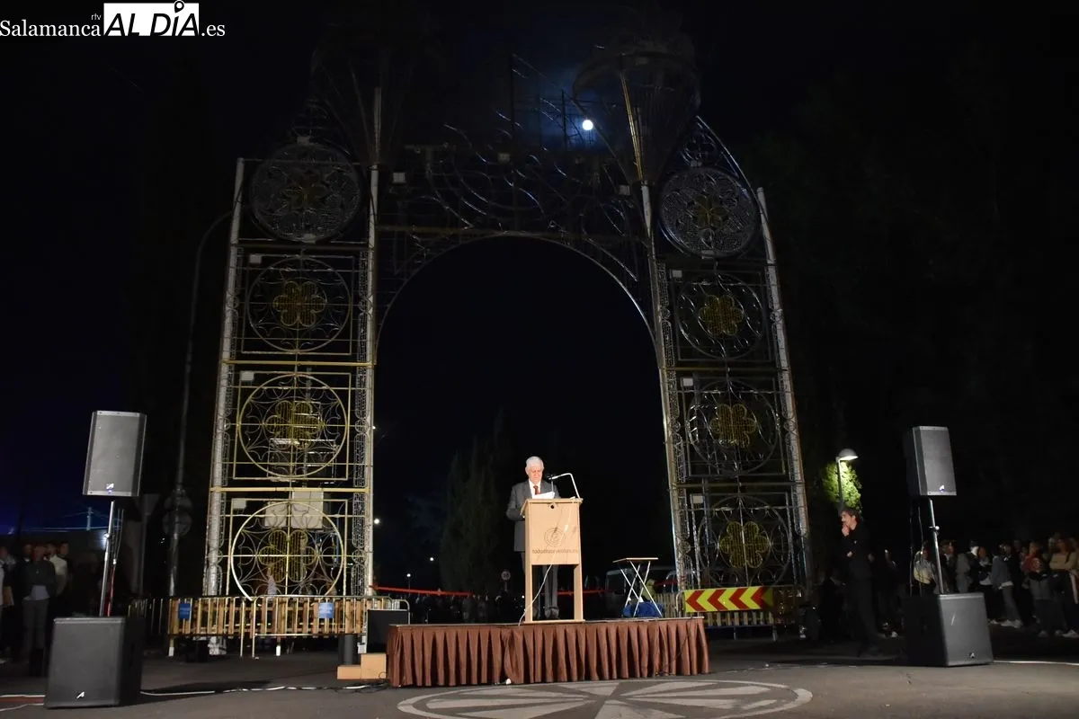 Emocionante encendido de la iluminación de La Aldehuela con Godofredo García | FOTOS: Miguel González