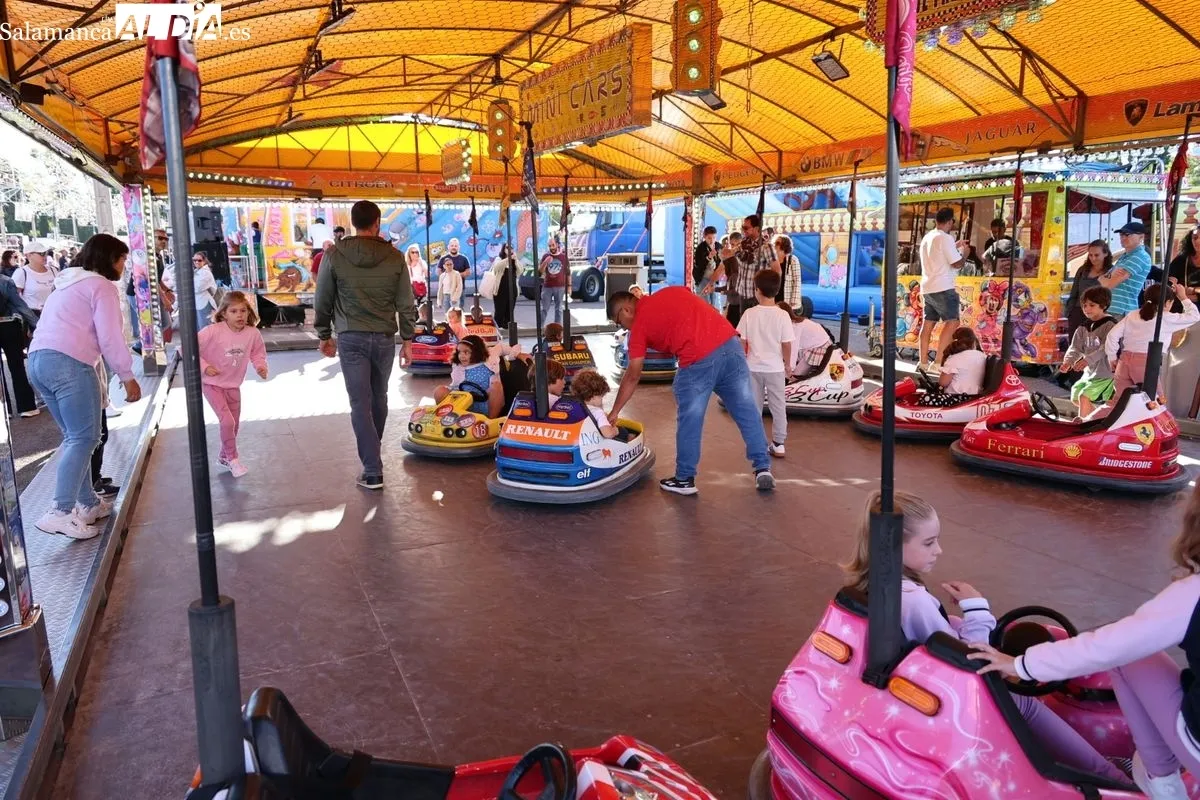 El Día del Niño desata la alegría en las atracciones de la Aldehuela | FOTOS: David Sañudo 