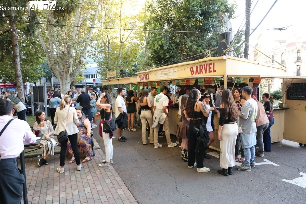 Las casetas de La Alamedilla disfrutan de un sábado de gran afluencia | FOTOS: David Sañudo 