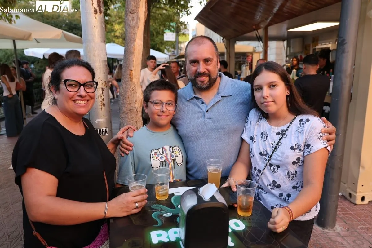Los Bandos se llena para disfrutar de una exitosa jornada de la Feria de Día | FOTOS: David Sañudo 