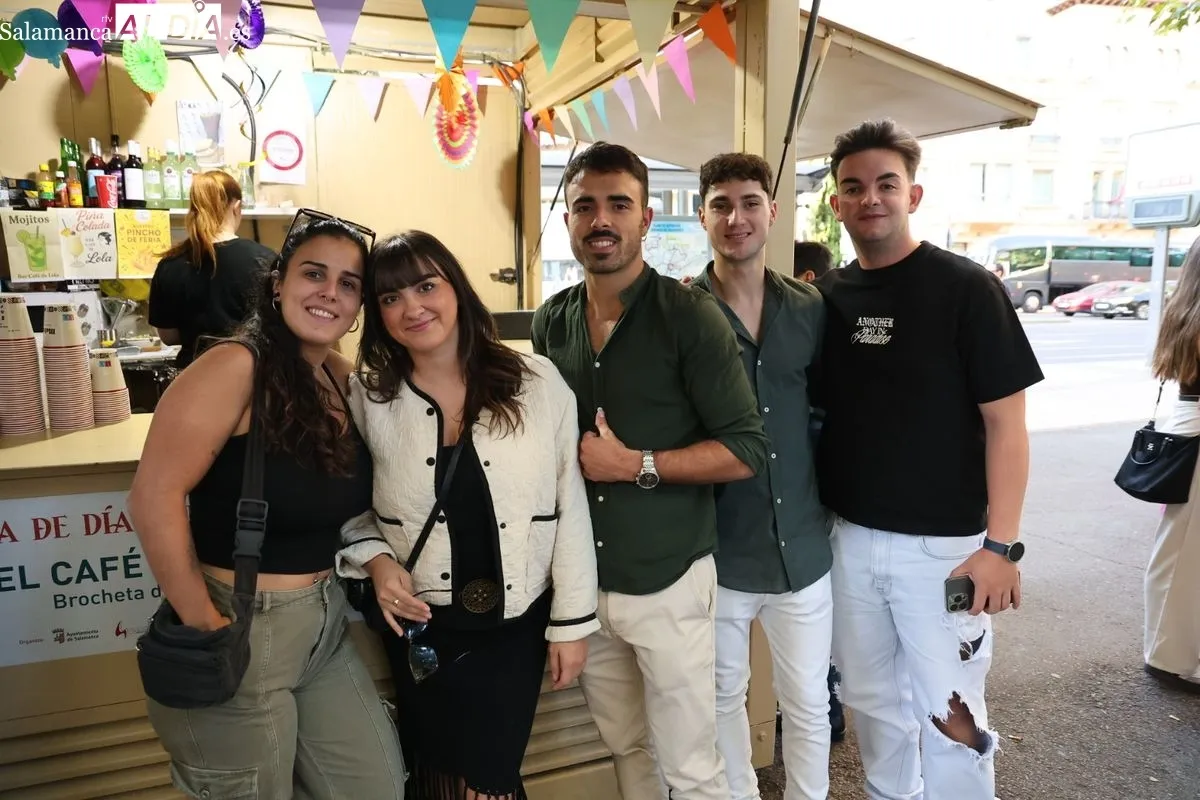 Las casetas de La Alamedilla disfrutan de un sábado de gran afluencia | FOTOS: David Sañudo 