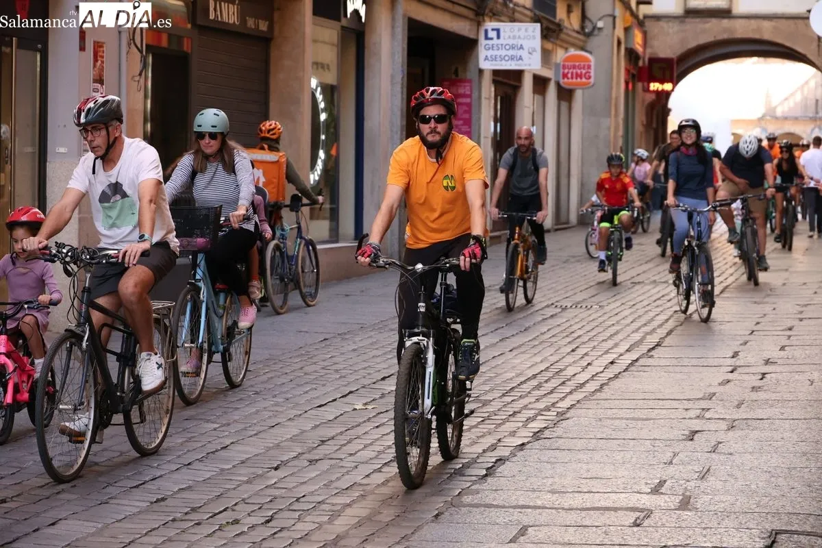 Salamanca pedalea en una exitosa jornada del Día de la Bici | FOTOS: David Sañudo 