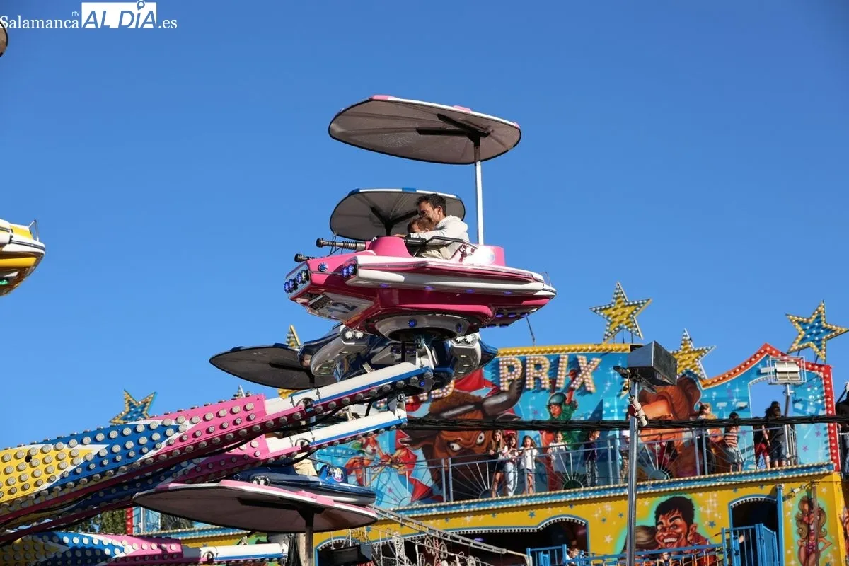 El Día del Niño desata la alegría en las atracciones de la Aldehuela | FOTOS: David Sañudo 