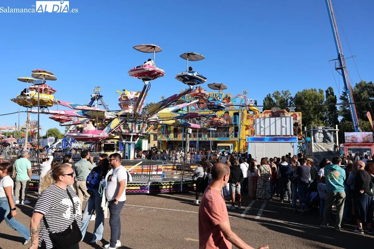 El Día del Niño desata la alegría en las atracciones de la Aldehuela | FOTOS: David Sañudo 