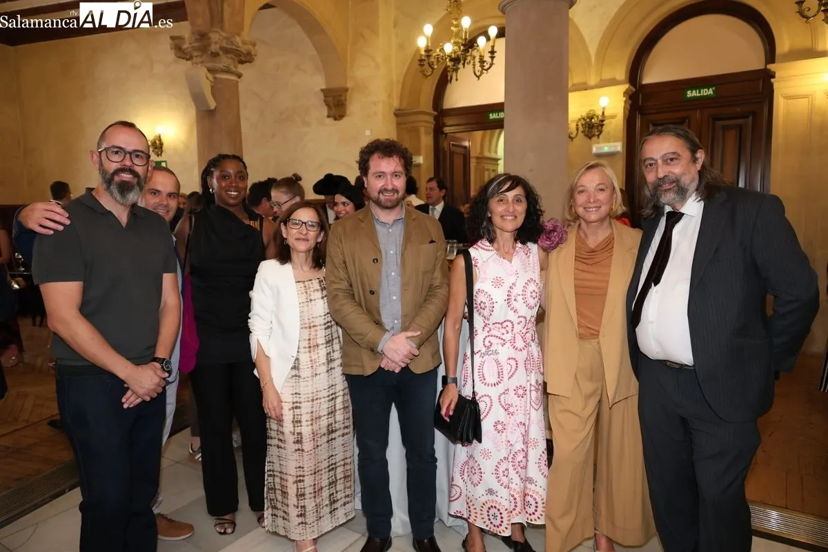 La Corporación Municipal celebra su recepción oficial con un cóctel en el Casino | FOTOS: David Sañudo