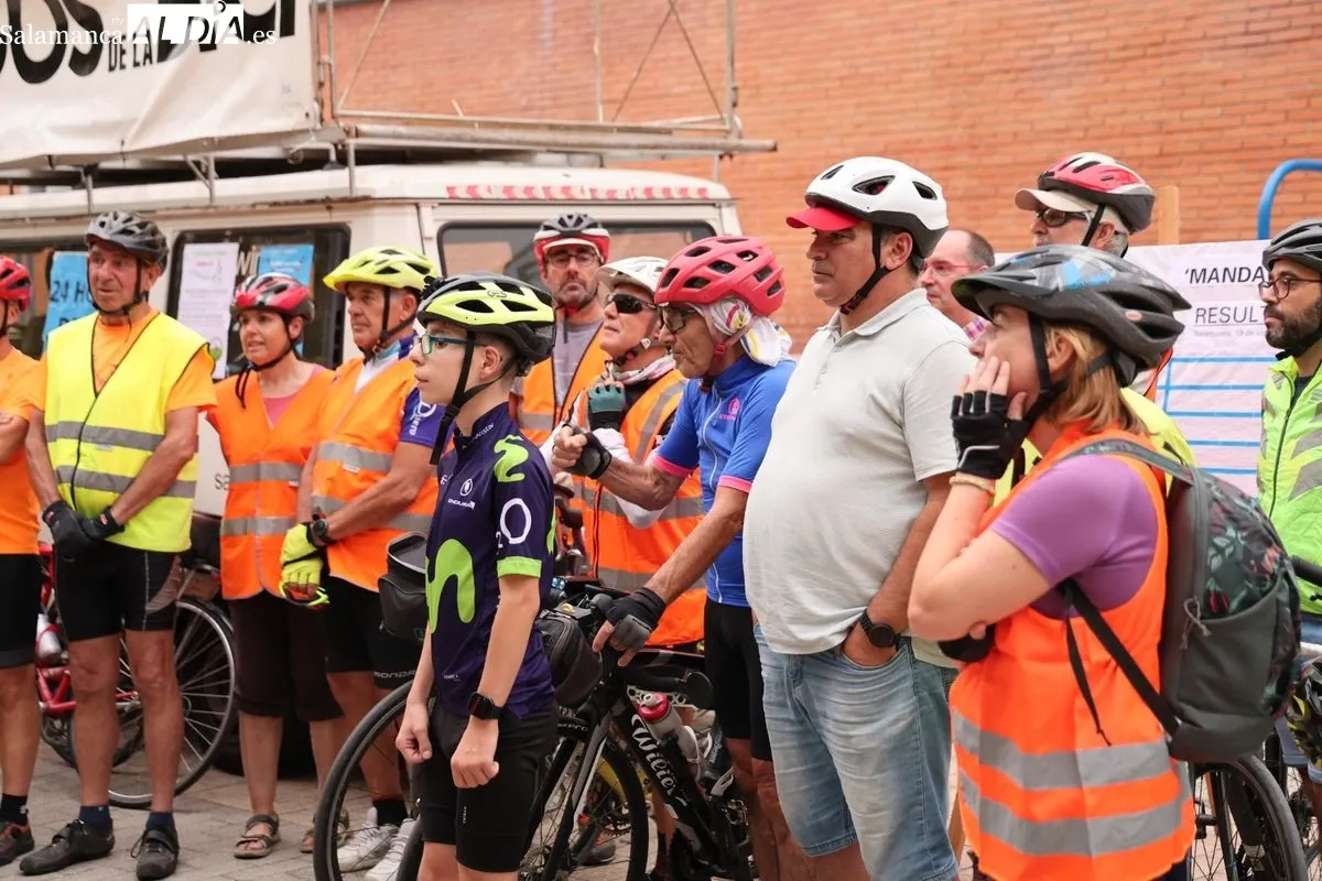 Amigos de la Bici da el pistoletazo de salida a sus '24 horas de bici' desde el Parque de la Alamedilla | FOTOS: David Sañudo