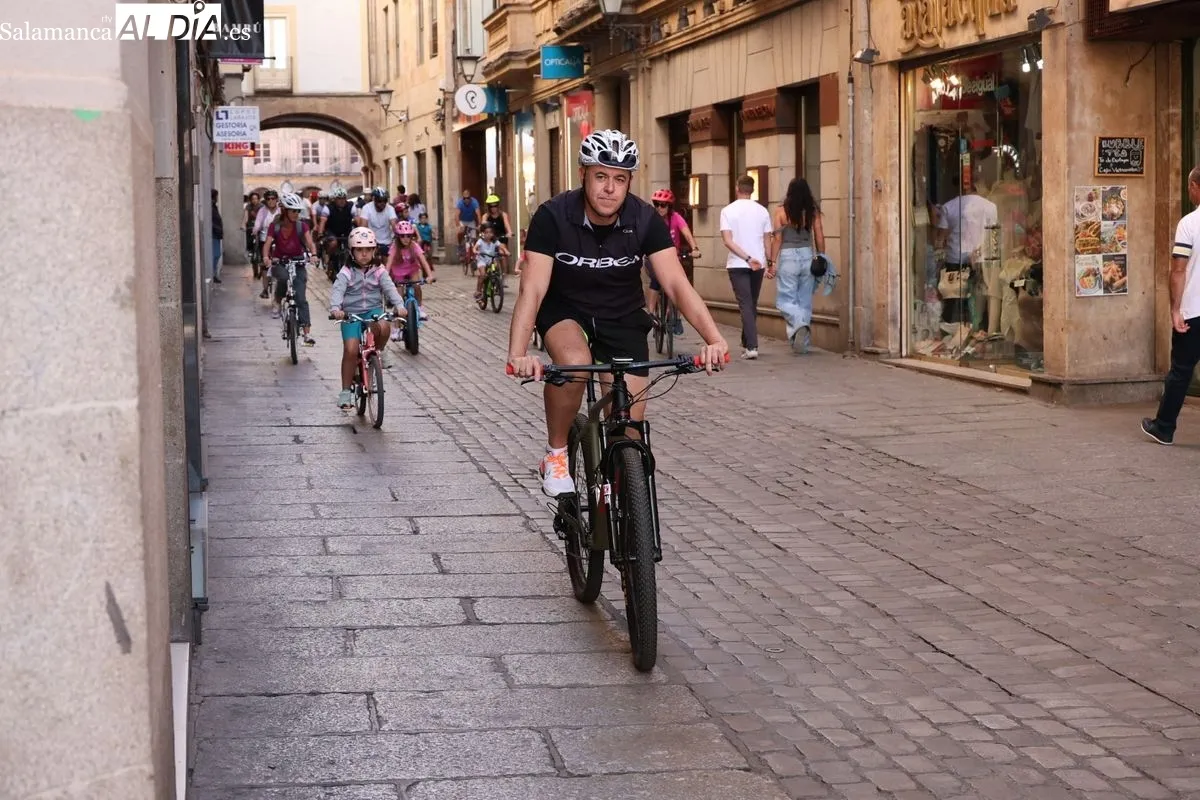 Salamanca pedalea en una exitosa jornada del Día de la Bici | FOTOS: David Sañudo 
