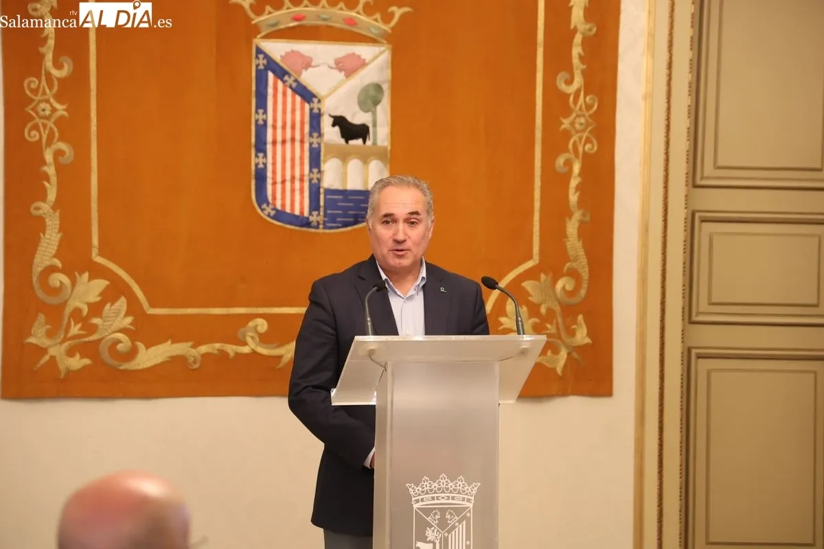 Presentación  en elAyuntamiento de la Marcha Contra el Cáncer Salamanca. Foto de David Sañudo